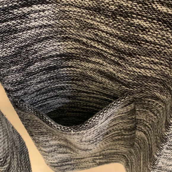 Banana Republic Sweater Jacket, size S, Gray Tweed Scuba Knit Long Sleeve - Picture 9 of 9